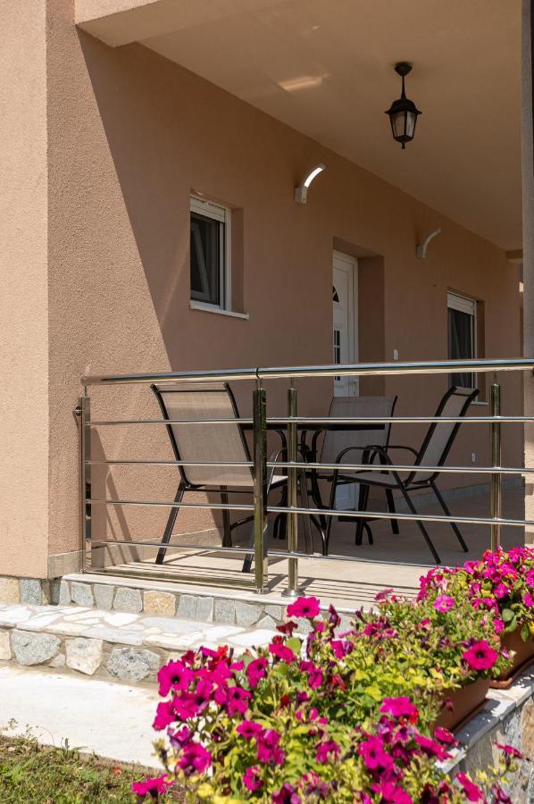 Country Homes Dujeva Rijeka Crnojevića Eksteriør bilde